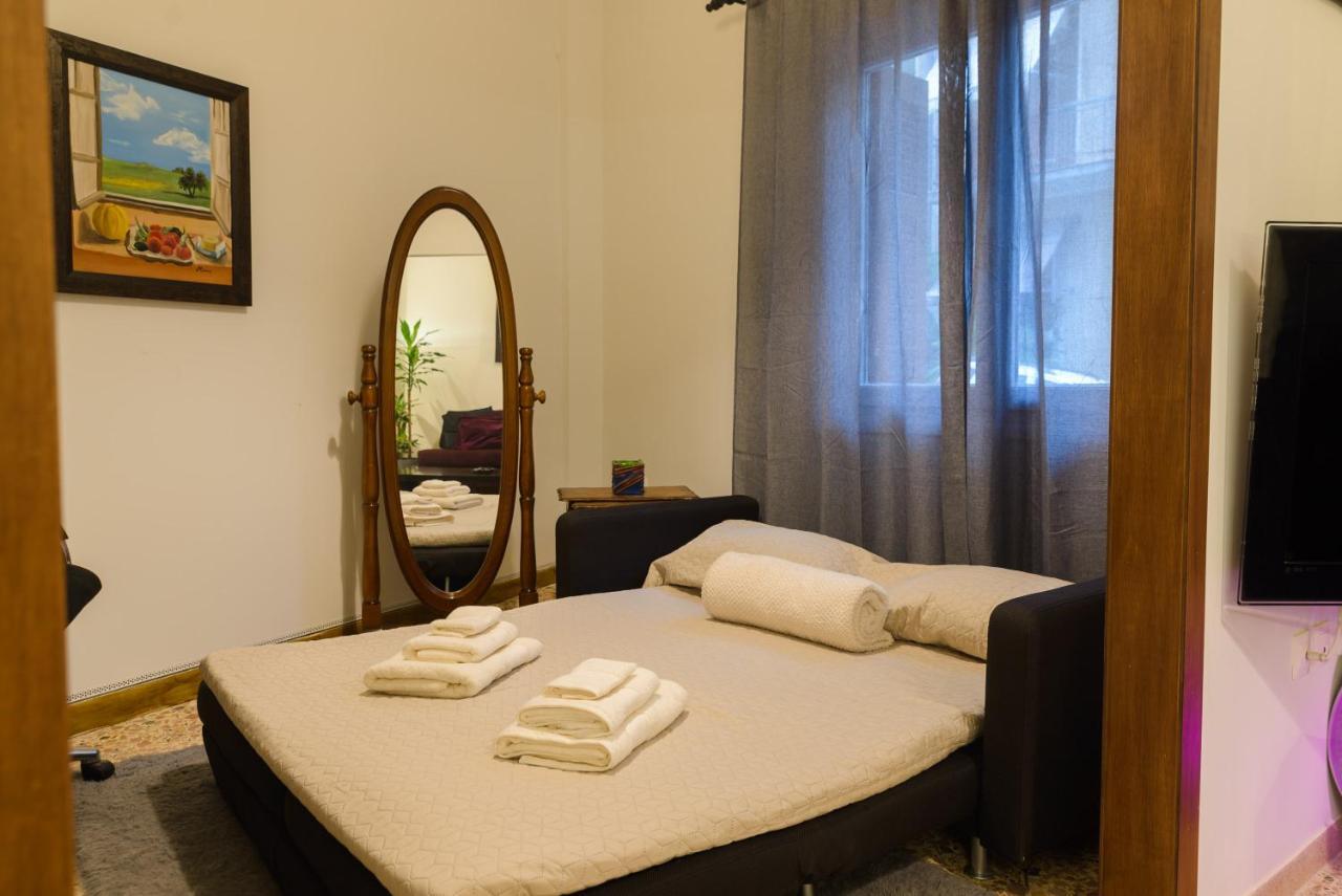 Belucky Apartments - Φio Atene Esterno foto